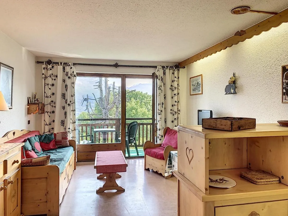 Studio Confortable Au Centre De Combloux Avec Parking Et Acces Ski Bus - Fr-1-560-35
