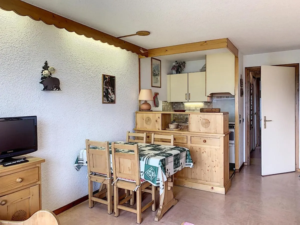 Studio Confortable Au Centre De Combloux Avec Parking Et Acces Ski Bus - Fr-1-560-35 Apartment